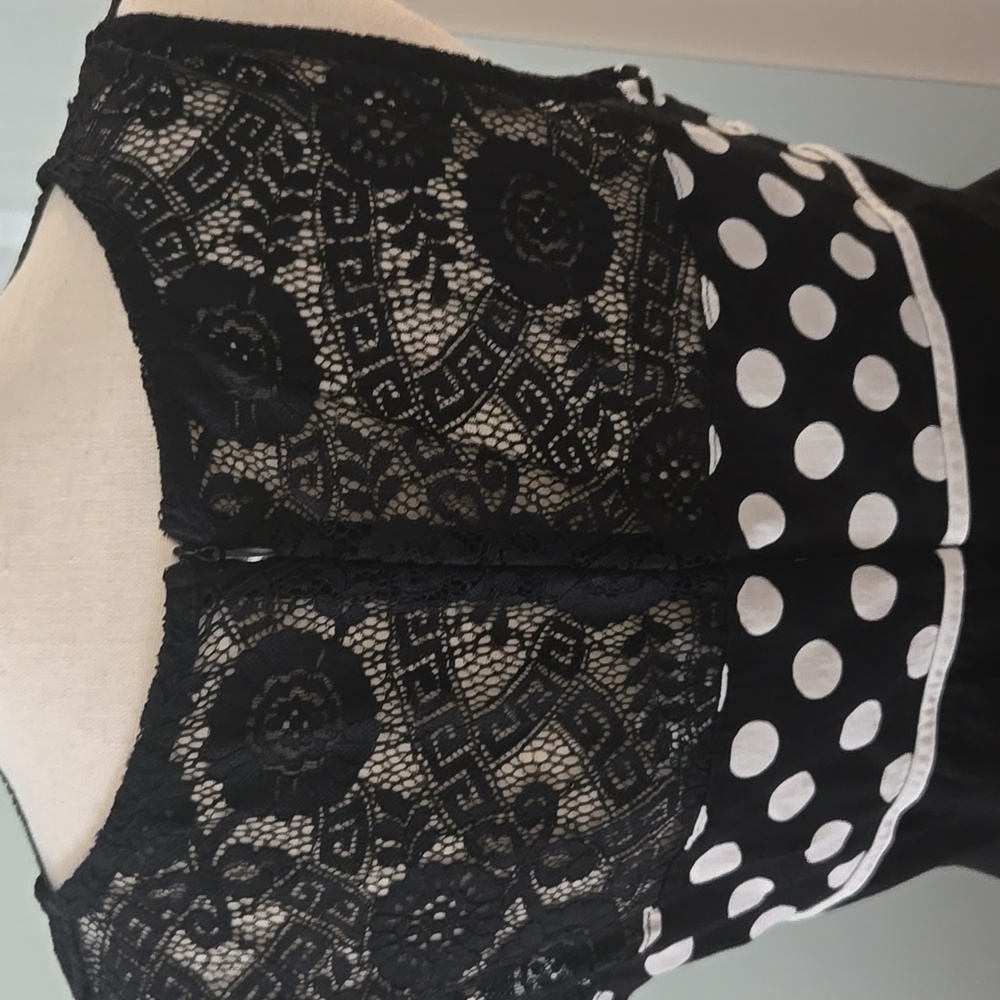 Elegant Black and White Polka Dot Dress - Picture 4 of 7